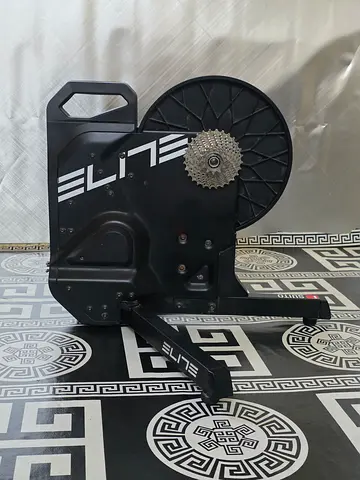 Elite suito Smart indoor trainer