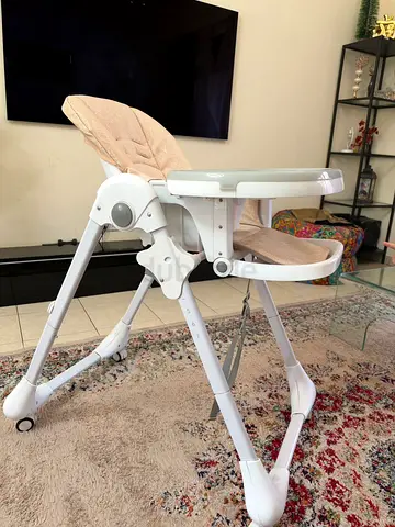 Adjustable Baby High Chair with Removable Tray — Good Condition