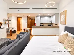 FULLY FURNISHED | MULTIPLE CHEQUES | WELL-MAINTAINED