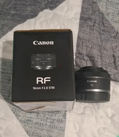 16mm F2.8 RF mount lens
