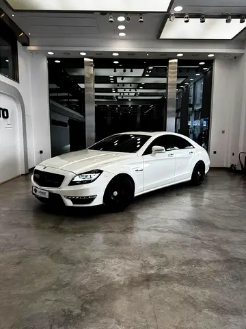 Mercedes-Benz CLS-Class CLS 63 S AMG 4MATIC 2014 Japanese Specs