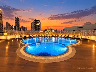 Book Now ! Luxury Apartment | Bright And Elegant | Huge Balcony