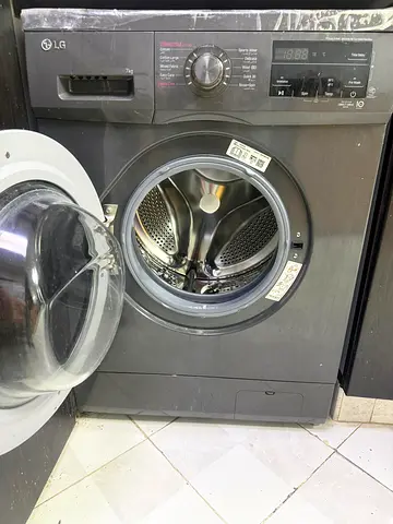 LG Front Load Washing Machine 7kg - Black, Good Working Condition