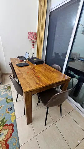 Dinning table with 6 chairs