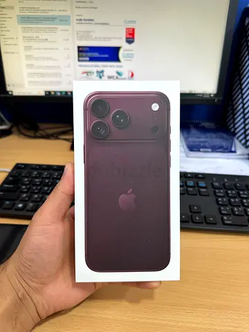 18 Pro Max 256 Burgundy