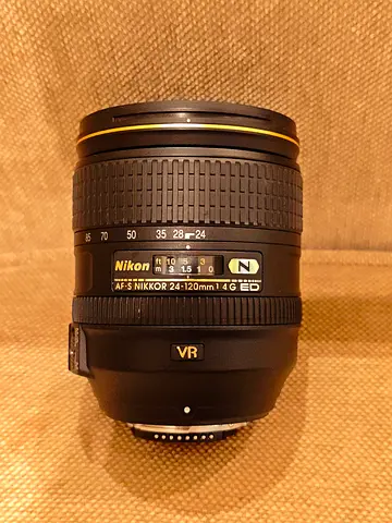 Nikon AF-S NIKKOR 24-120mm f/4G ED VR Lens – Good Condition