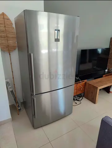 Siemens iQ700 Latest Model bottom Freezer Top Fridge Plenty of the Space
