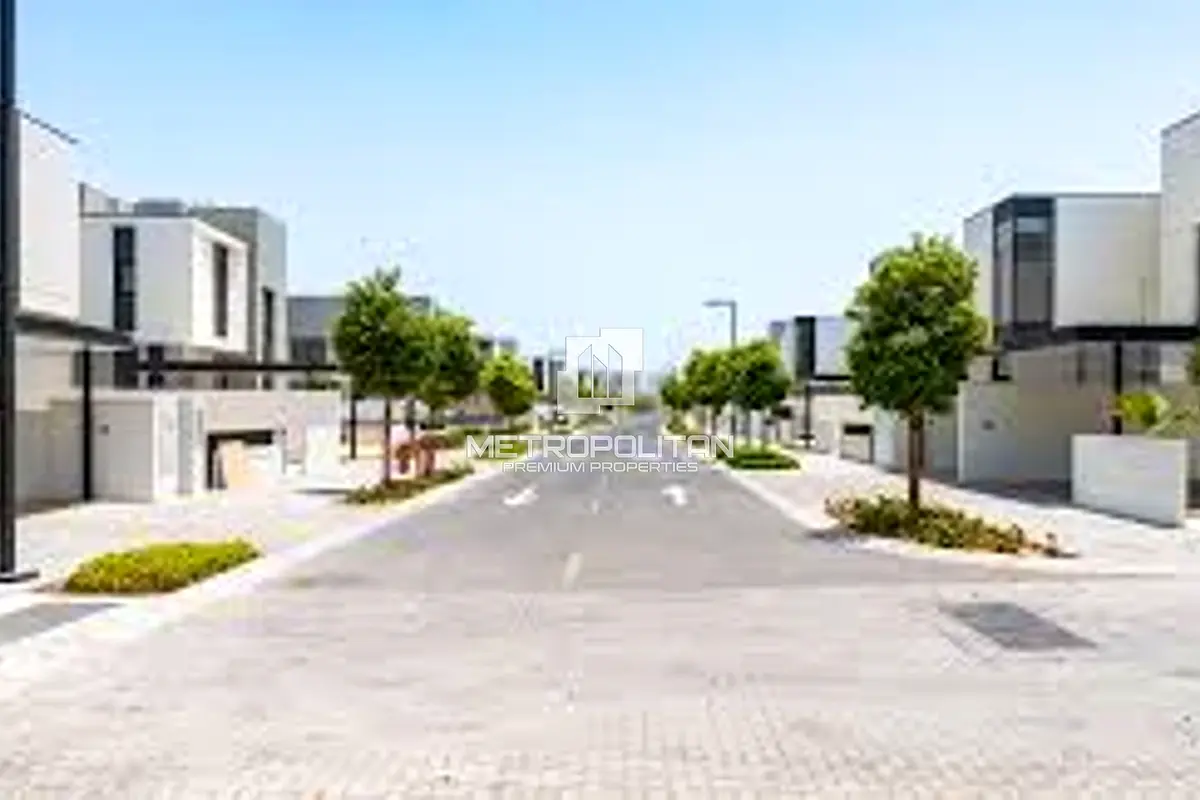 Vacant 2BR Villa In Flamingo | Ready To Move