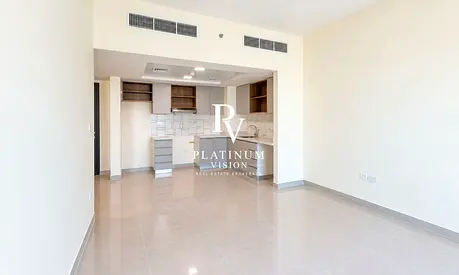 4 PAYMENTS | Corner ~ High Floor | Move-in Ready | 1 Parking