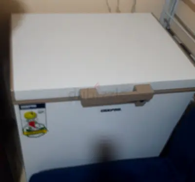 Small chest freezer - good working condition