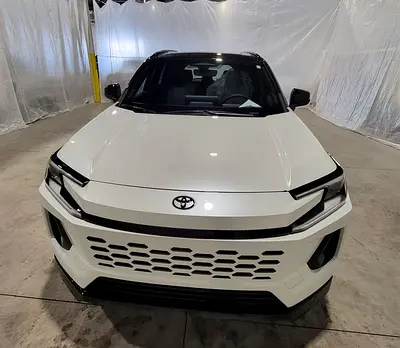 Toyota RAV4 XSE PLUG IN HYBRID Canadian Specs - FOB