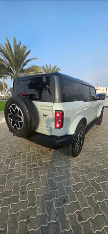 Ford Bronco Outer Banks 2023 American Specs