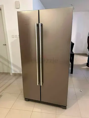 Siemens Large Side-by-Side Refrigerator - Good Condition, Stainless Finish