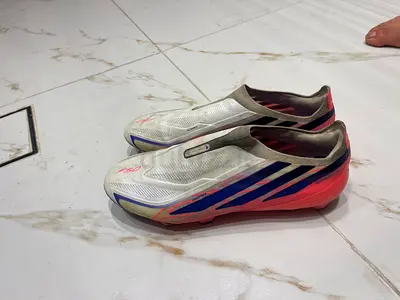 Adidas football boots elite