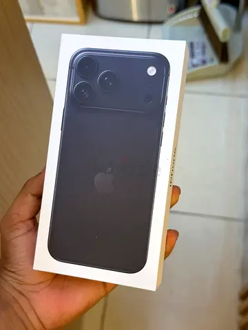 Iphone 18 pro max 1TB physical Sim Black