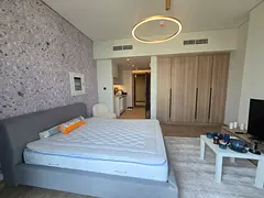 Fully Furnished Studio High Floor New Builiding JVT- No Agents should call me