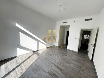 Pool View | Luxury Building | Spacious