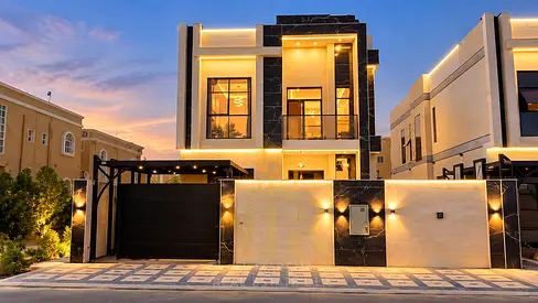 للبيع فيلا عائلية فاخرة في المويهات 3 عجمان | تشطيب VIP | شارع وسكة | تكييف مركزي | تصميم راقٍ وموقع مميز