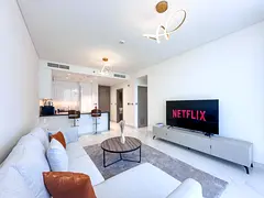 Modern 1BR | Ready | Upgraded with Natural Light