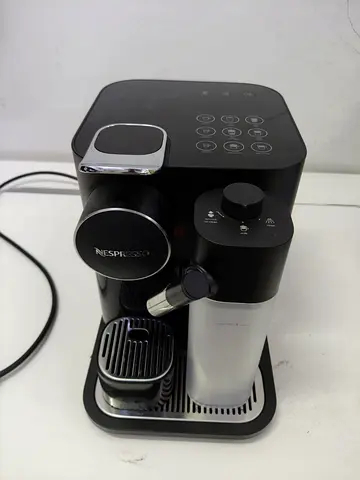 Nespresso coffee & milk frother machine - compact espresso maker