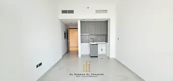 Luxury Studio / Modern Layout / Prime Location