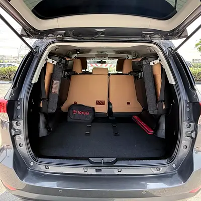 2017 Toyota FORTUNER — миниатюра 12