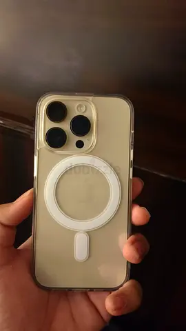 iPhone 14 pro Gold