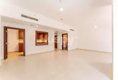 Large Layout | Vacant | Sea Views