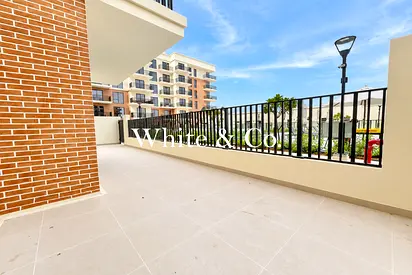 Fully Furnished|Butterfly Layout|Upgraded