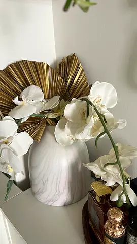 Vase with flowers