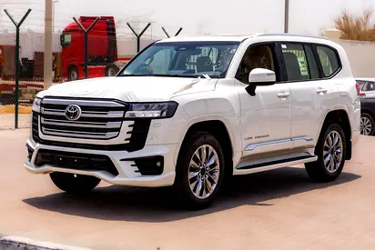 2026 Toyota Land Cruiser GXR GCC Specs – Excellent Condition, Low Mileage