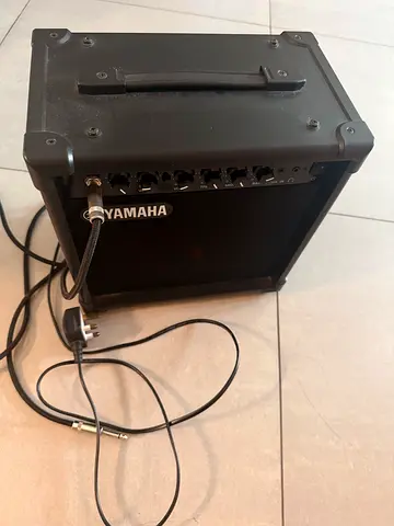Yamaha GA15II guitar amplifier