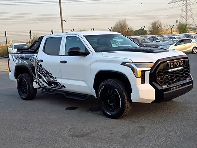 Toyota Tundra SR5 2025 American Specs