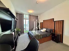 Studio | High floor | Golf Facing