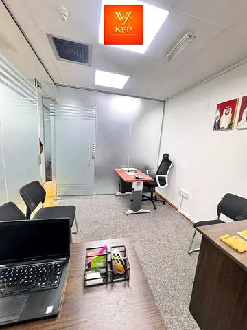 OFFICE AVAILABLE DEWA AC WIFI FREE NEAR TO METRO STATION