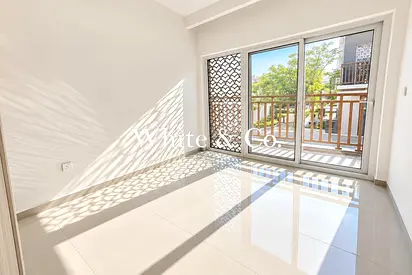 Ready to move | 4 Bed Middle unit |Vacant