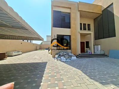 Like new 4b villa with 2 halls/ majlis/ maid room al azra area sharjah