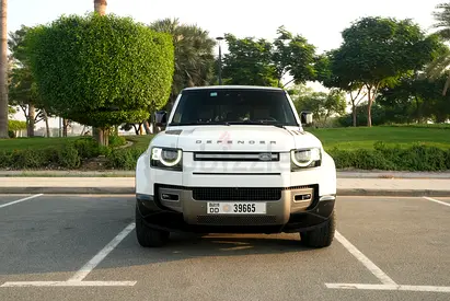 2025 Land Rover Defender 110 X-Dynamic HSE P400 GCC Specs
