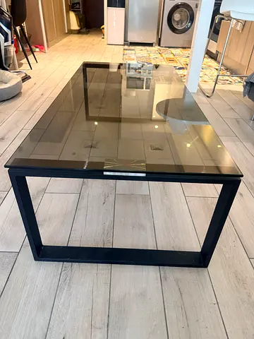 Glass Coffee table 300dhs
