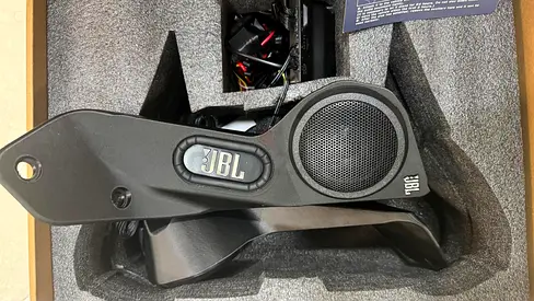 JBL speaker BMW R1250 GS