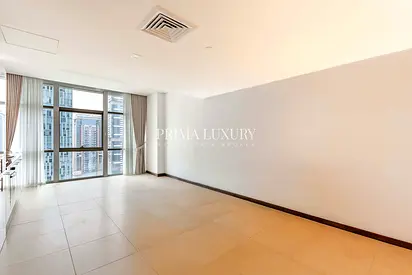 Unfurnished | Bright Studio | Prime Location