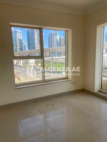 Unfurnished 2BR | Prime Dubai Marina Location