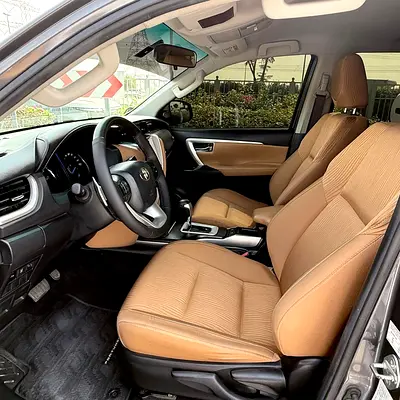 2017 Toyota FORTUNER — фото 10