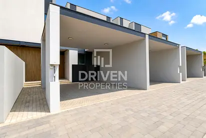 Single Row | Close to Park | Ready to Move in