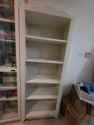 White 5-shelf Bookcase / Display Cabinet - Good Condition