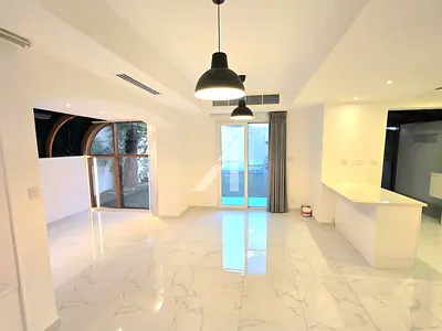 Upgraded | 2BR plus Study | Modified and Extended