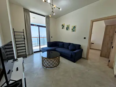 FULLY FURNISHED | HIGH-FLOOR | VACANT