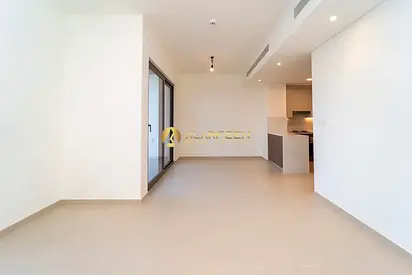 Close To Amenities | Private Garden | Vacant
