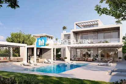 First-Row Beach | Beachfront Sea View | Boat Dock