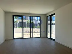 Closed Kitchen | Landscaped | Type C1 | Agents Avoid